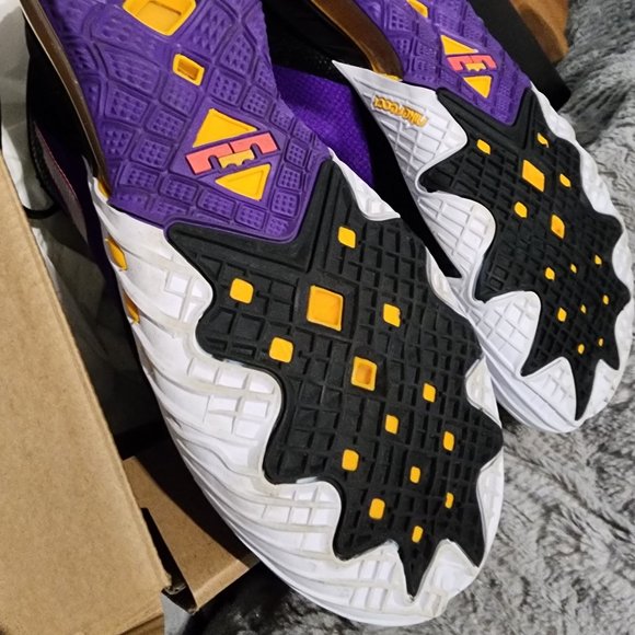 Nike Lebron 18 low ACG Size 9 - Picture 3 of 3